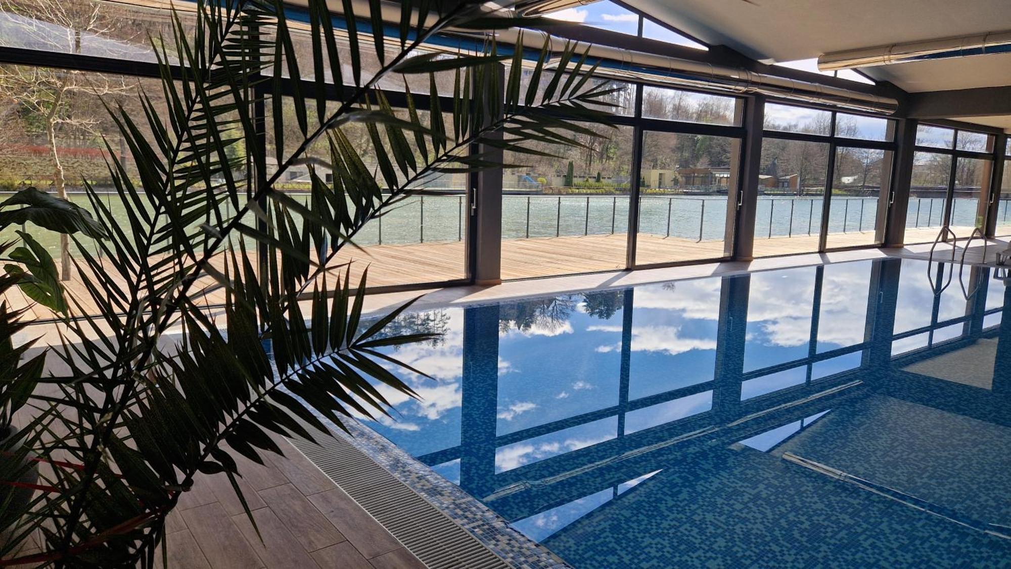 Waterside Spa Hotel 오그냐노보 외부 사진