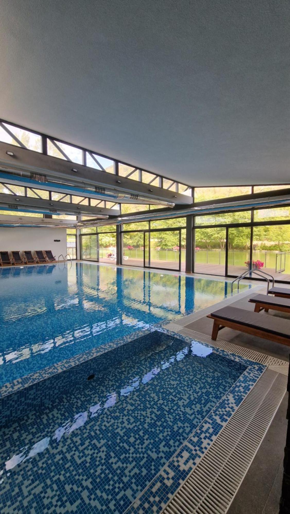 Waterside Spa Hotel 오그냐노보 외부 사진